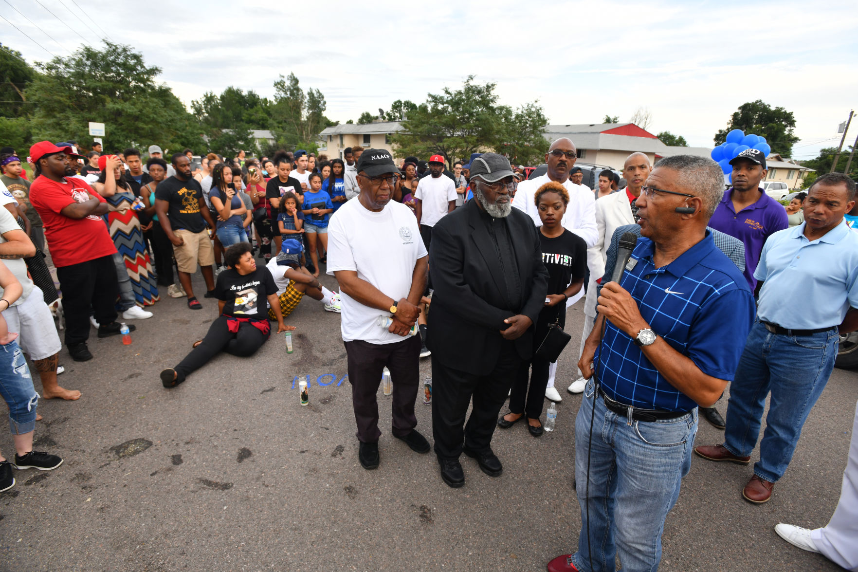 080519-news-vigil 1766 .jpg